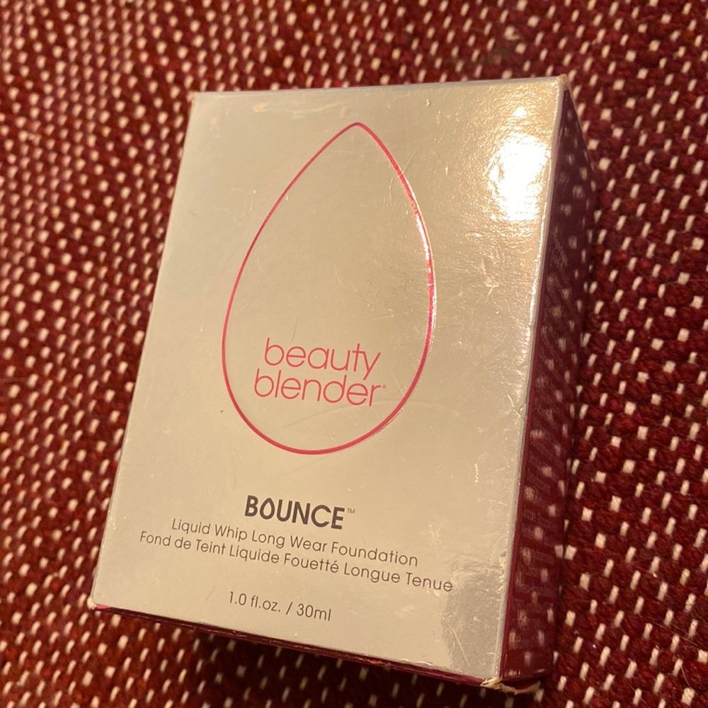 NIB Beauty Blender BOUNCE Liquid Whip Foundation 2.10 C